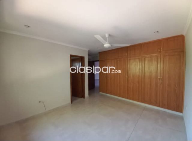 Alquilo hernosa casa cod 2086