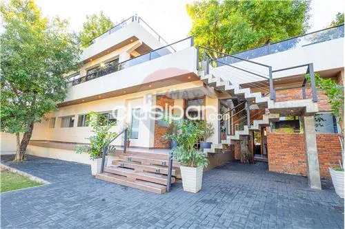 RESIDENCIA EN VENTA EN LAMBARÉ — photo 3