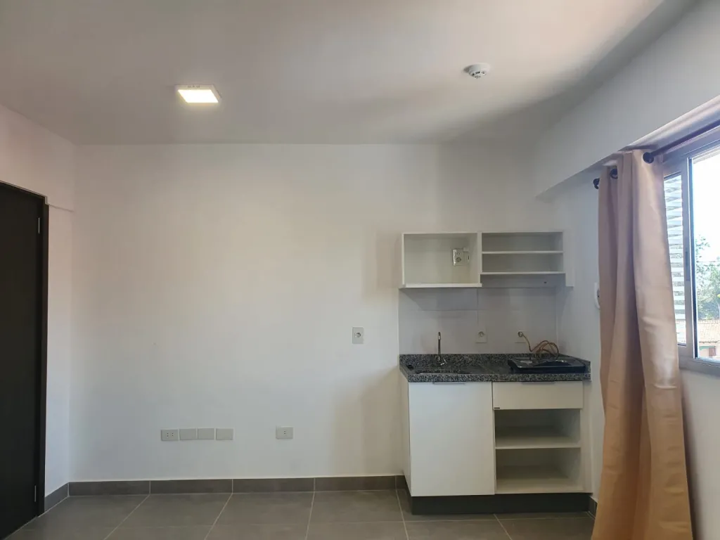 DUEÑO ALQUILA MONOAMBIENTE NUEVO EN M.R. ALONSO ZONA UMAX — foto 3
