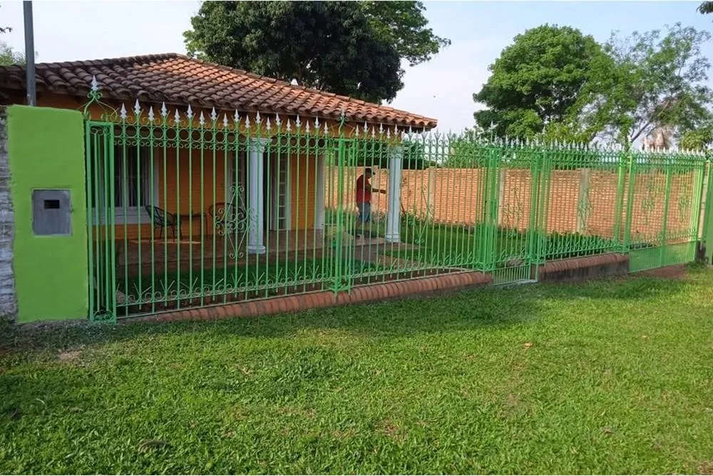 Vendo Casa en Capiatá – Barrio San Antonio ✨ — Foto 3