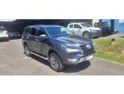 Toyota Fortuner SRV año 2.023