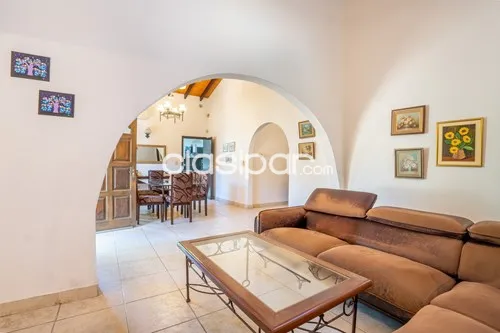 VENDO HERMOSA RESIDENCIA EN FERNANDO DE LA MORA — photo 2