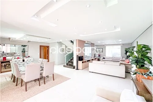 LUJOSA RESIDENCIA EN VENTA EN FDO DE LA MORA — foto 2