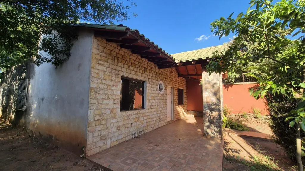 VENDO CASA A TERMINAR (3 Dormitorios) en Barrio Laurelty de San Lorenzo — foto 3