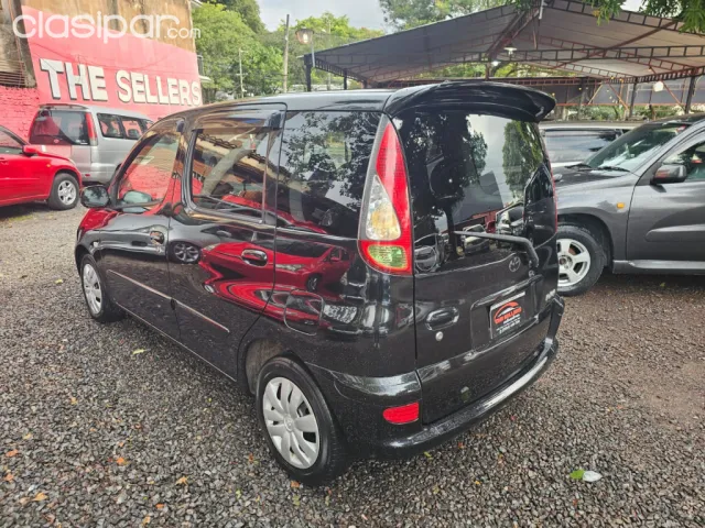 Toyota Funcargo 2004 — foto 5