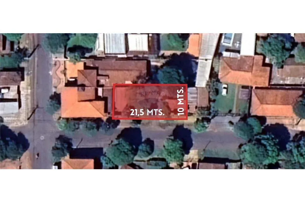 Vendo en Fdo. Zona sur propiedad 21,5x10(215Mts2) — foto 2