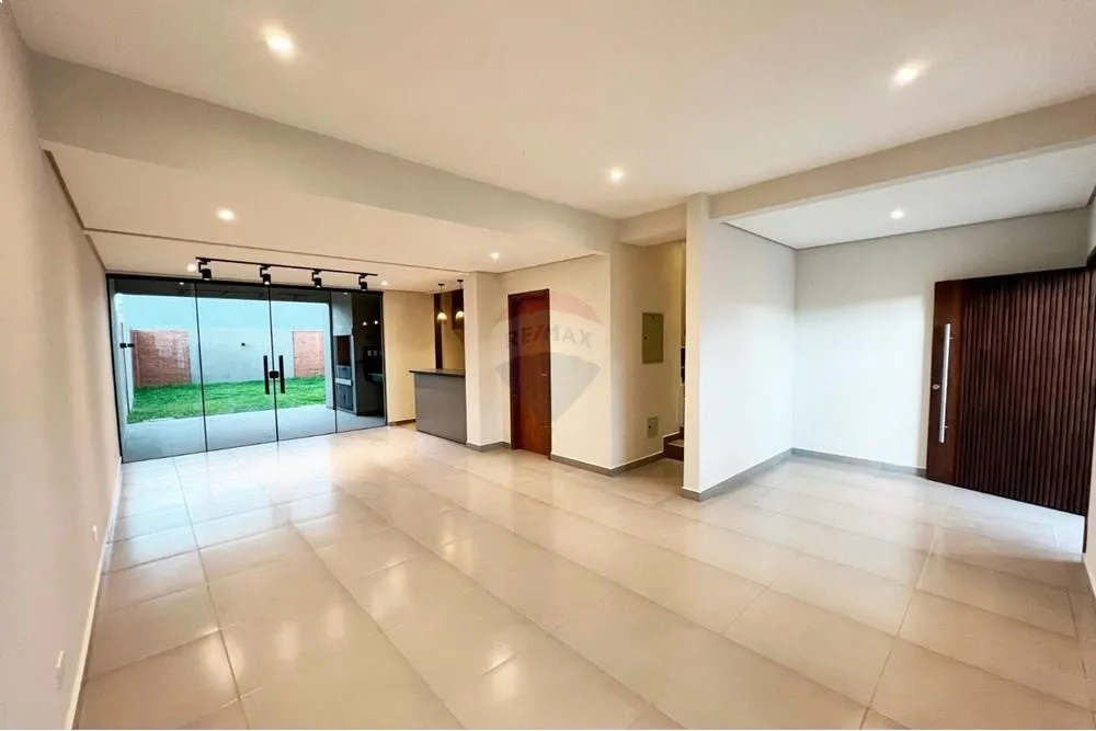 DUPLEX MODERNO A ESTRENAR SOBRE AVDA DEL YACHT — foto 2