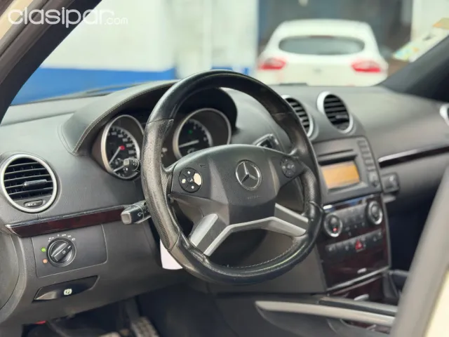 Mercedes-Benz 500 2011 — foto 4