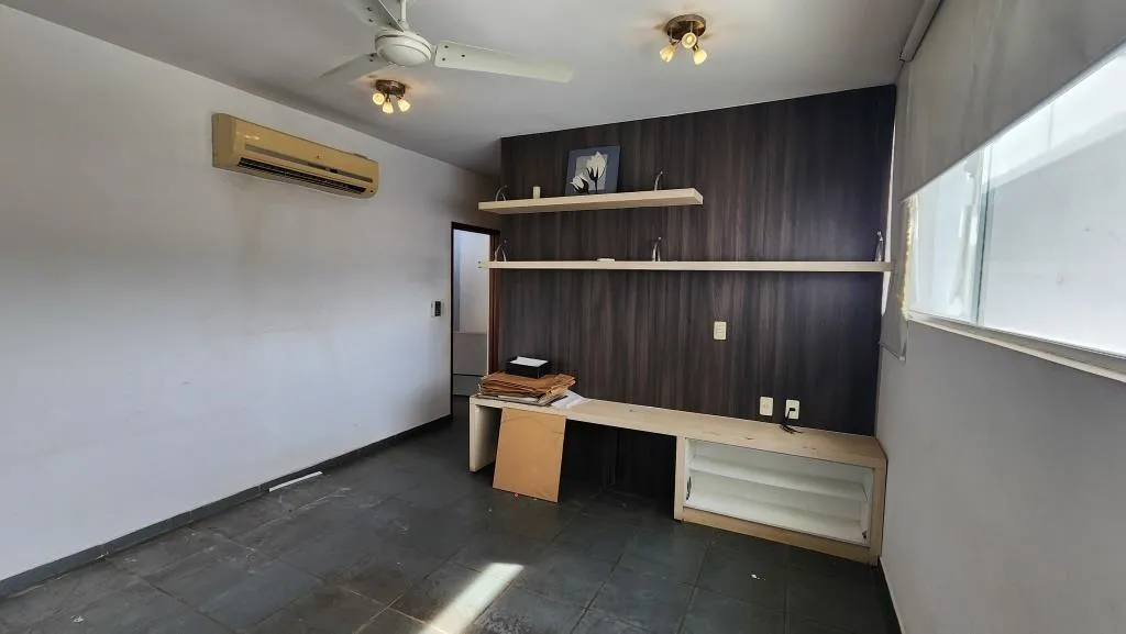 VENDO DUPLEX DE 3 DORMITORIOS EN BO. STMA TRINIDAD — Foto 3