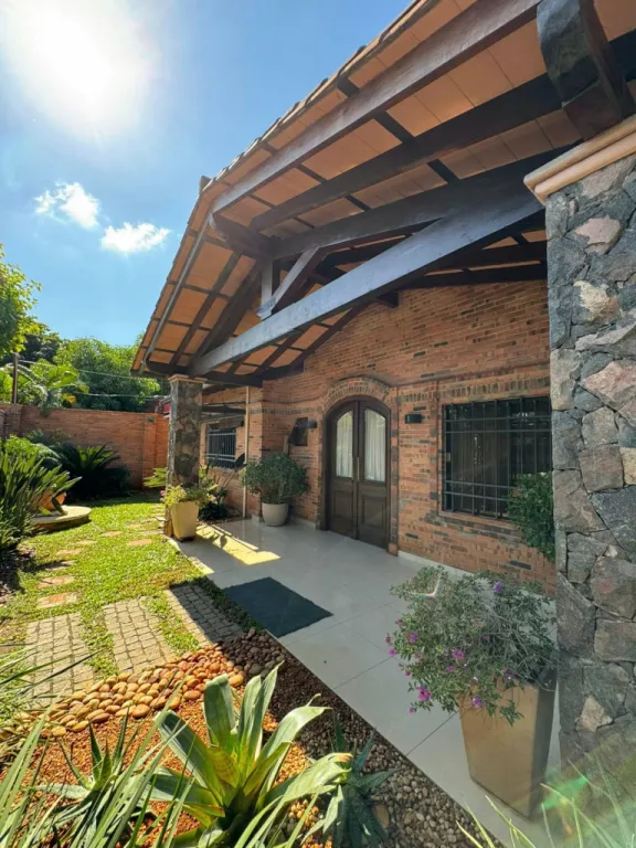 VENDO CASA DE LUJO CON PSICINA EN SAN LORENZO 4 DORMITORIOS — фото 2