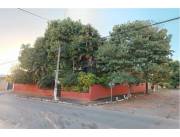 VENDO AMPLIO TERRENO EN ESQUINA FERNANDO SUR