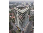 VENDO DEPARTAMENTO PARA OFICINA CORPORATIVA EN EL EDIFICIO PARK PLAZA DETRAS DEL SHOPPING