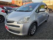 HERMOSO TOYOTA RACTIS FUL EQUIPO REC. IMPORT. GRIS PLATA 2008/9 MOTOR VVTI 1.5. AUTOMATICO
