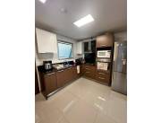 EN VENTA DEPARTAMENTO A PASOS DEL COLEGIO INTERNACIONAL - B° LAS MERCEDES
