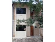 VENDO DUPLEX EN LAMBARE 3 DORMITORIOS ‼️🚨🚨