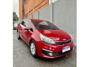 KIA RIO SEDAN 2.017 - ROJO