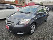 HERMOSO TOYOTA BELTA REC. IMPORT. AÑO 2007/08 COLOR GRIS HUMO AUTOMATICO MOTOR VVT-I 1.3
