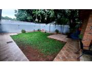 VENDO AMPLIA CASA EN BARRIO BARCEQUILLO A 5 CUADRAS DE SALENMA