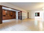 CASA ZONA UCA B°STA.LIBRADA EN VENTA