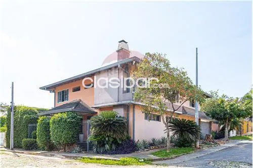 CASA EN ESQUINA B°FELICIDAD, LAMBARE — foto 2