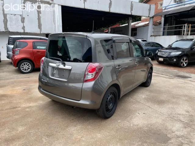 Toyota New Ractis 2006 — foto 7