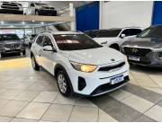 Kia Stonic año 2018 poco uso en Py 📍 Recibimos vehículo y financiamos ✅️
