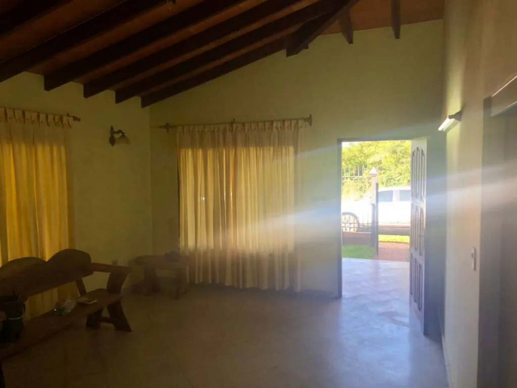 VENDO AMPLIA CASA DE 3 DORMITORIOS EN CAPIATA (RUTA D027) — фото 3