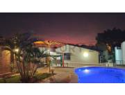 VENDO HERMOSA Y AMPLIA RESIDENCIA EN SAN VICENTE
