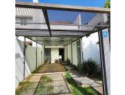 Vendo duplex de 3 dormitorios en el barrio santísima Trinidad Asunción