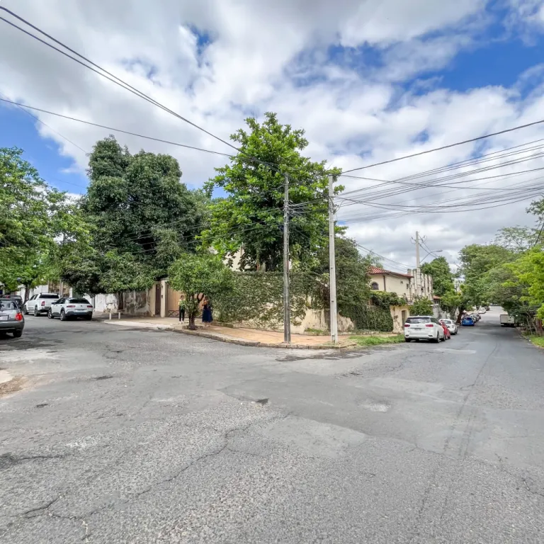 EN VENTA PROPIEDAD EN BARRIO JARA — Foto 2