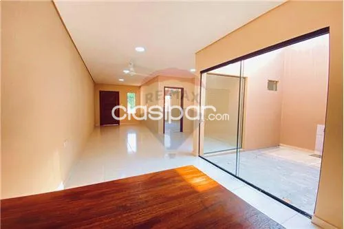 Casa en Venta en Central Ñemby Fdo de la Mora c Vicente Iturbe Ñemby B° San Carlos — foto 2