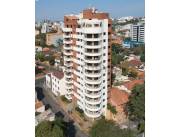 En venta amplio departamento en las mercedes Asunción