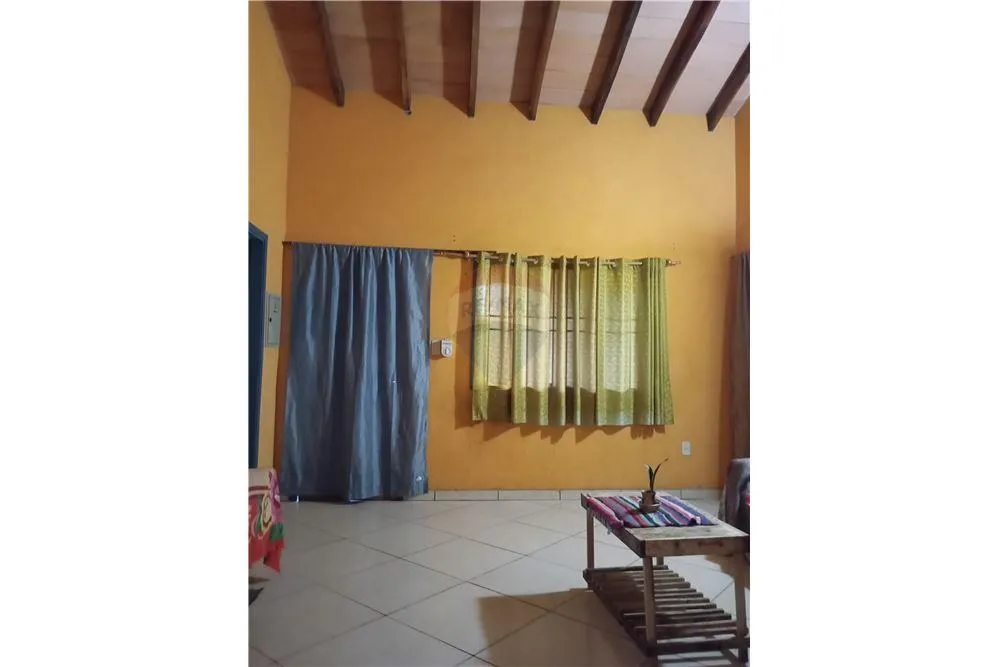 Vendo acogedora casa 2 dormitorios Capiata — foto 2