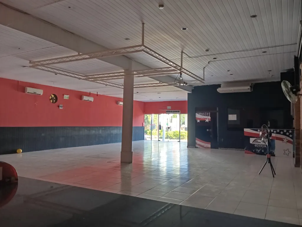 Alquilo Salón Comercial de 350 M2 en Fernando Zona Sur — Foto 3