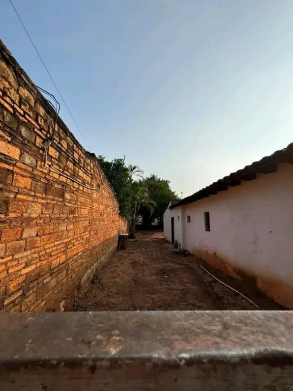 Vendo Casa a Refacciónar a cuadras de Avelino Martínez, San Lorenzo — фото 3