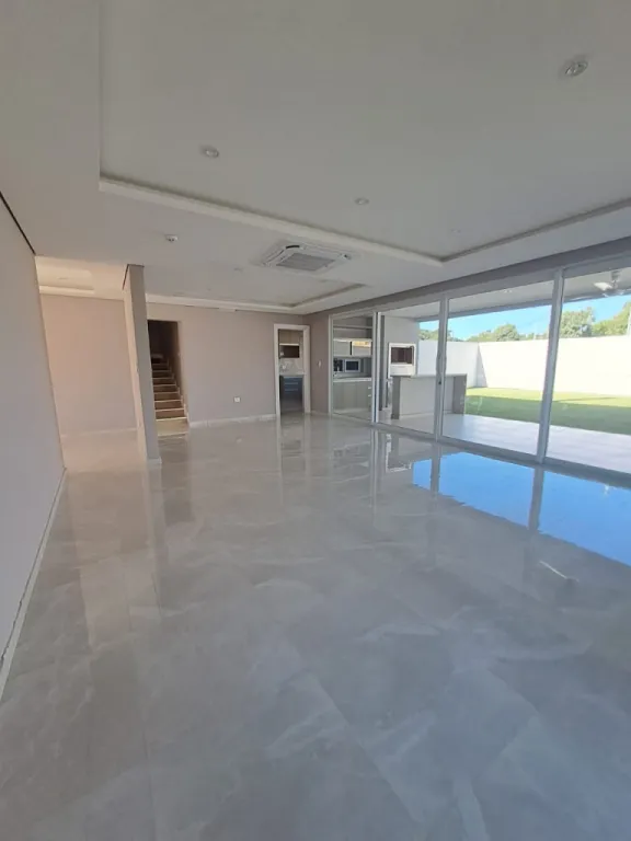 VENDO DUPLEX EN EL YACHT — foto 2