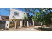 CASA 3 NIVELES VERSÁTIL EN FERNANDO DE LA MORA ZONA NORTE!!