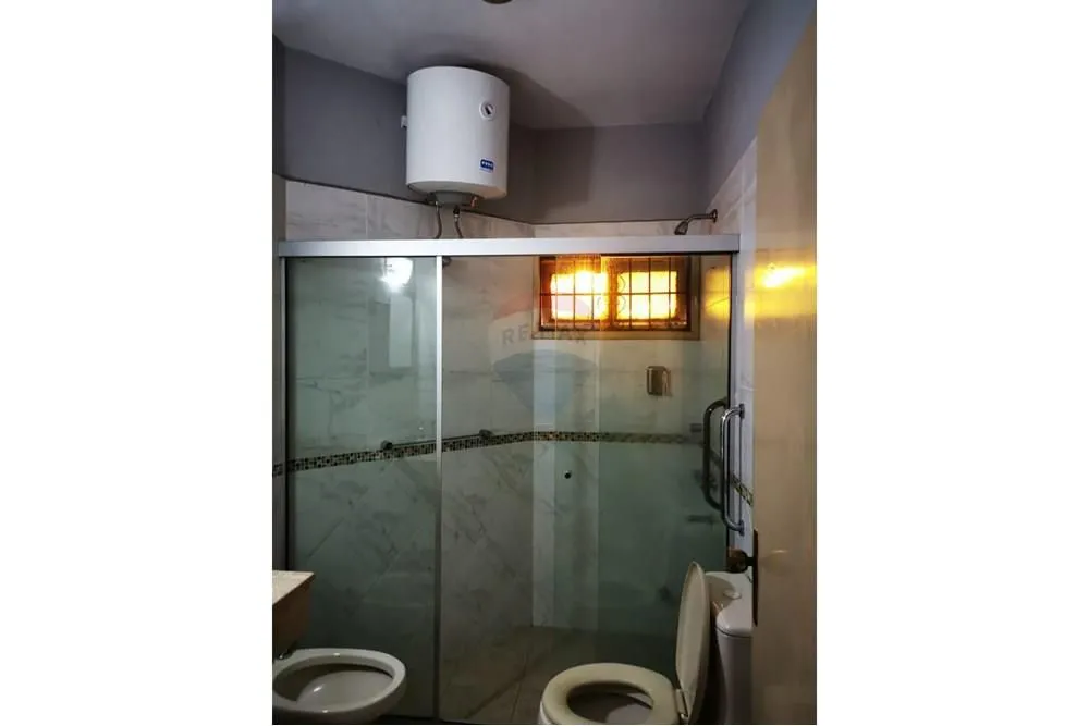 CASA EN SAJONIA DE 6 HABITACIONES — Foto 3
