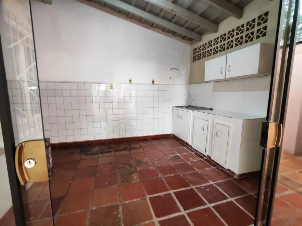 ALQUILO CASA EN FERNANDO ZONA SUR ZONA ABASTO COD 3525 — Foto 2