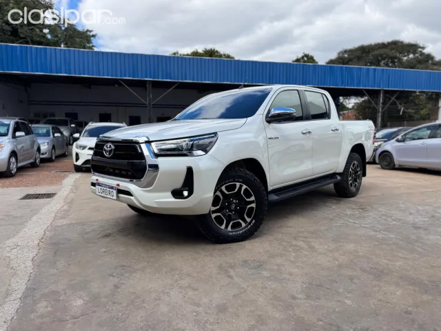 Toyota Hilux 2022 — foto 2