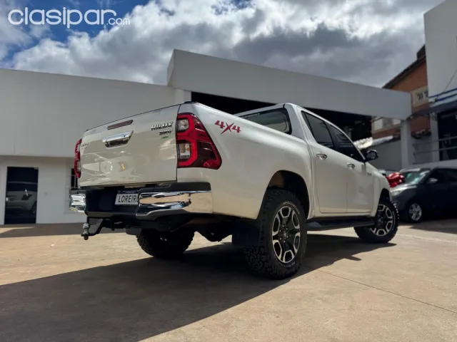 Toyota Hilux 2022 — foto 3