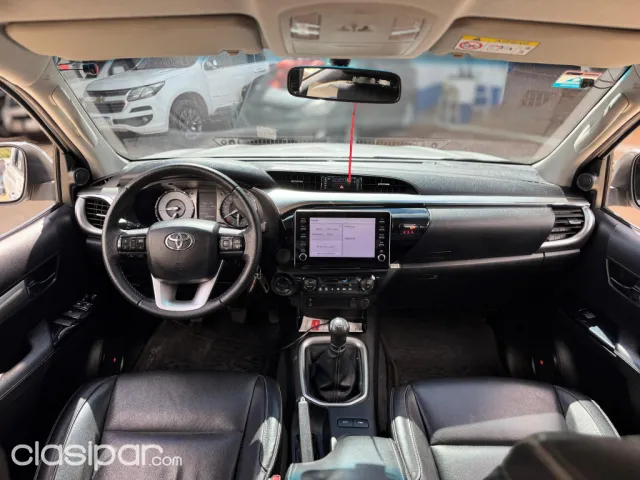 Toyota Hilux 2022 — foto 8