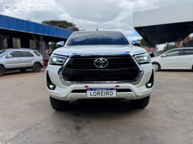 Toyota Hilux 2022 — foto 2