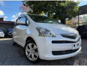 Toyota Ractis 2008 recién importado