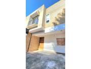 VENDO DUPLEX ZONA PINEDO.