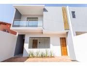 VENDO DÚPLEX A ESTRENAR EN FERNANDO DE LA MORA Z/ NORTE!!
