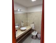 Vendo departamento semi amoblado en Asunción. Eje corporativo