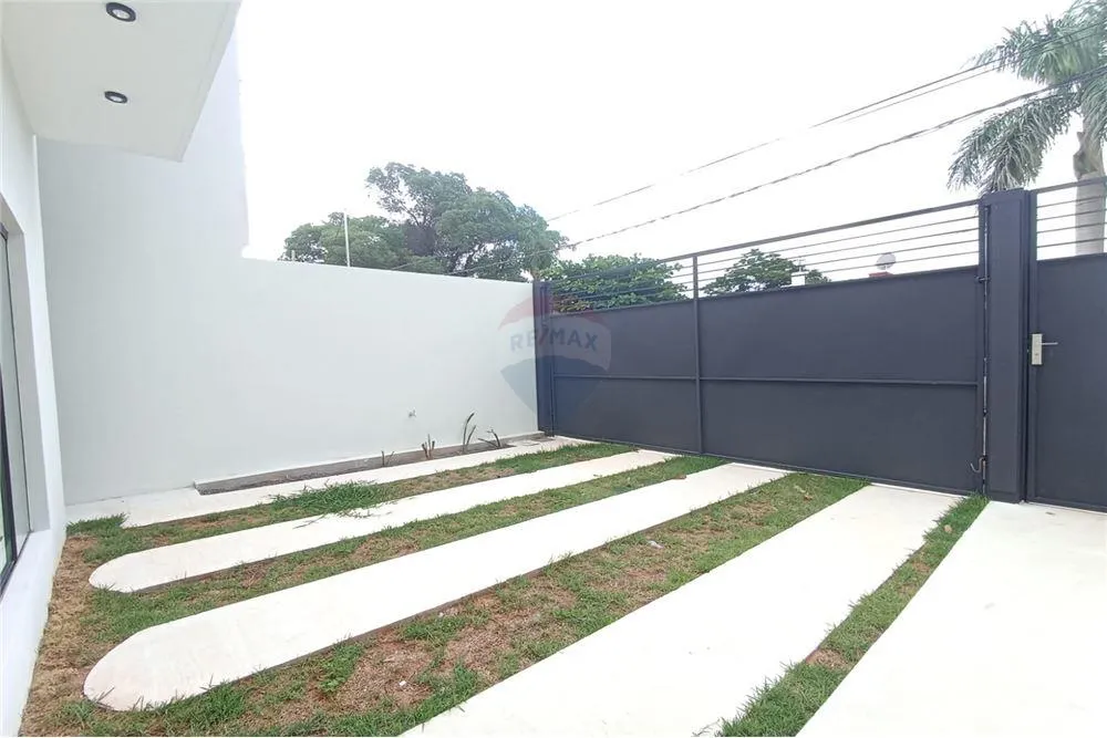 En Alquiler - Hermoso Dúplex de 3 dormitorios - San Vicente, Asunción. — photo 2
