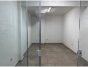 Se Alquila Local comercial en Galería Cristal, en el Centro de San Lorenzo