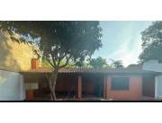 ALQUILO CASA EN LAMBARE ZONA SUPER 6 COD 3161